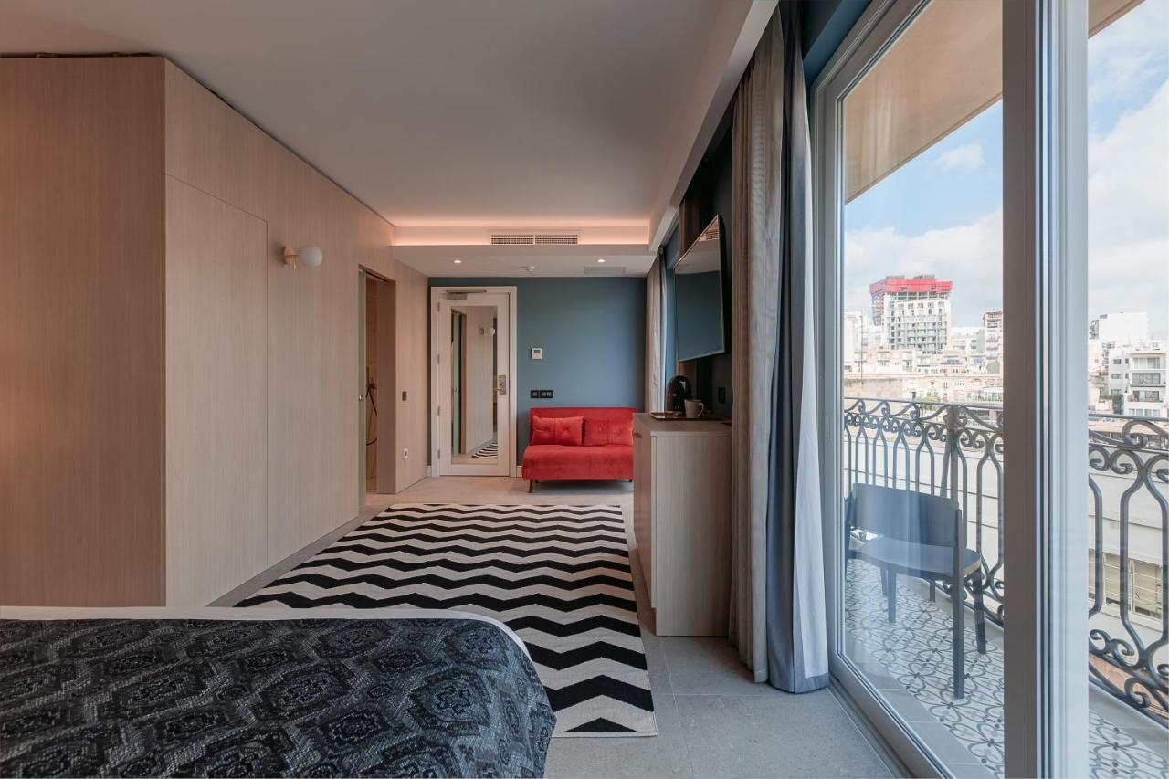 123 Mainstreet Boutique Hotel Сент Джулианс Экстерьер фото